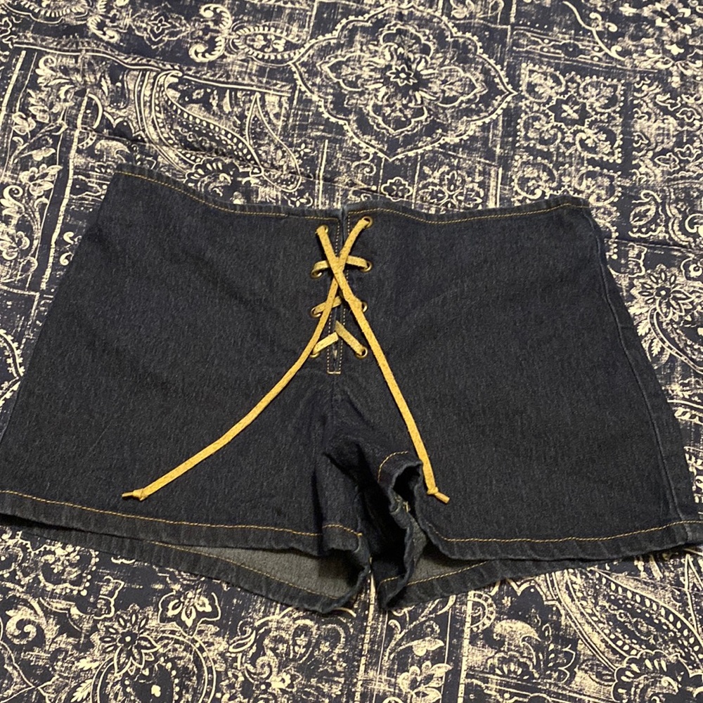 LEI jean shorts